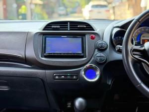 2011-honda-fit-shuttle-online-car-sale-ad-yangon-myanmar