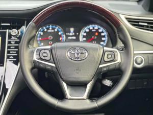 2014 Toyota Harrier for sale, Yangon, Myanmar