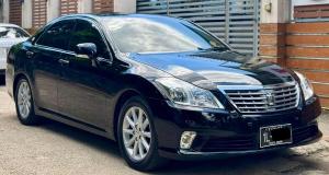 2010-toyota-crown-royal-saloon-online-car-sale-ad-yangon-myanmar