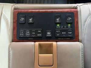 2004-toyota-crown-royal-saloon-used-car-online-car-sale-ad-yangon-myanmar