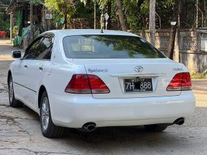 2004-toyota-crown-royal-saloon-used-car-online-car-sale-ad-yangon-myanmar
