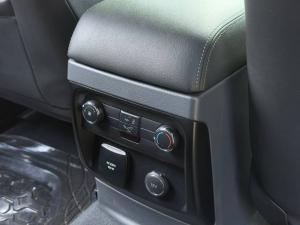 2017-ford-everest-titanium-used-car-online-car-sale-ad-yangon-myanmar