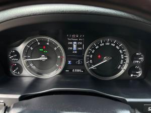 2017 toyota land cruiser vx-r used car online car sale ad - 17, yangon, myanmar