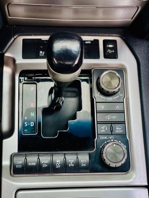 2017 toyota land cruiser vx-r used car online car sale ad - 10, yangon, myanmar