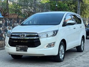2019-toyota-innova-used-car-online-car-sale-ad-yangon-myanmar