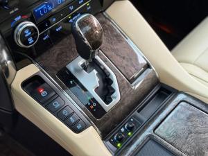 2020-toyota-executive-lounge-used-car-online-car-sale-ad-yangon-myanmar