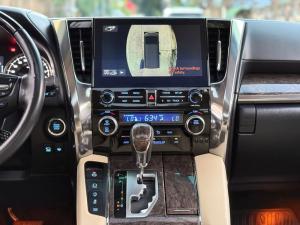 2020-toyota-executive-lounge-used-car-online-car-sale-ad-yangon-myanmar