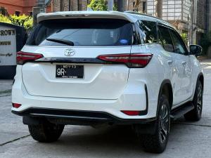 2020-toyota-fortuner-used-car-online-car-sale-ad-yangon-myanmar