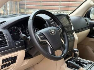 2020-toyota-land-cruiser-grand-touring-used-car-online-car-sale-ad-yangon-myanmar