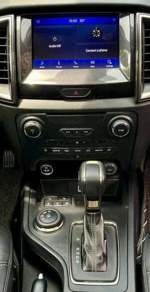 2021-ford-everest-titanium-used-car-online-car-sale-ad-yangon-myanmar