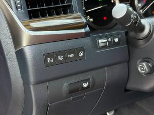 2021-lexus-lx-kuro-used-car-online-car-sale-ad-yangon-myanmar