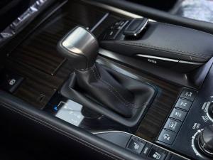 2021-lexus-lx-kuro-used-car-online-car-sale-ad-yangon-myanmar