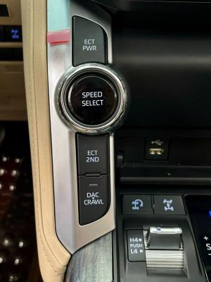 2022-toyota-land-cruiser-used-car-online-car-sale-ad-yangon-myanmar