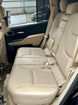 2022-toyota-land-cruiser-used-car-online-car-sale-ad-yangon-myanmar